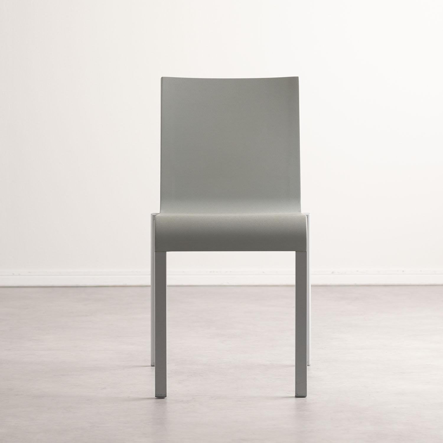 vitra 03 Chair 幅43.5×奥行52.5×高さ79cm Vitra / ヴィトラのレンタル