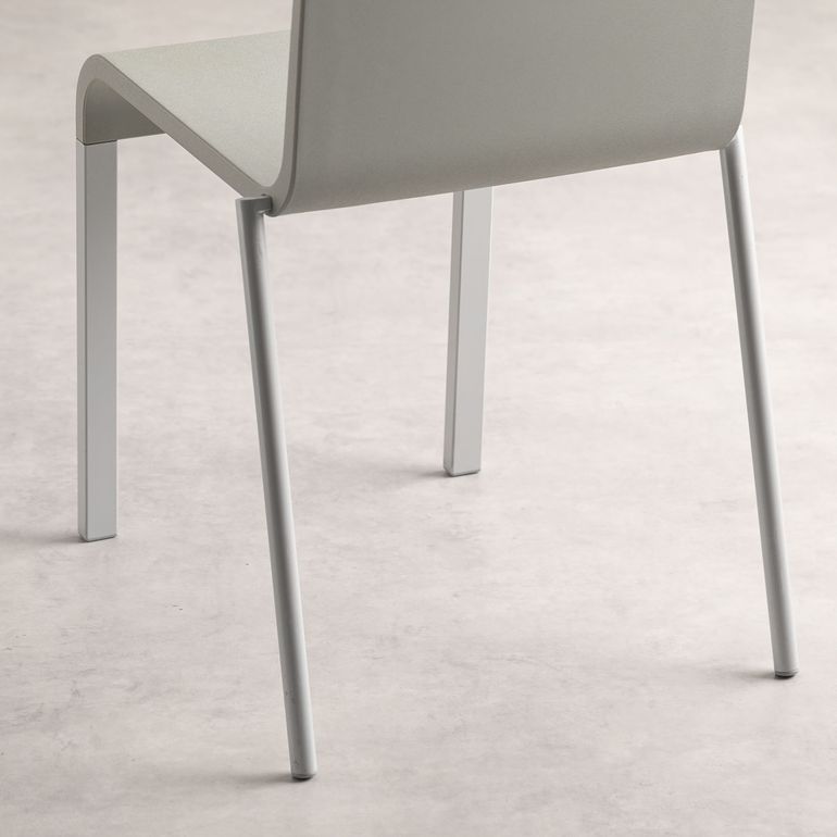 vitra 03 Chair 幅43.5×奥行52.5×高さ79cm Vitra / ヴィトラ｜【公式