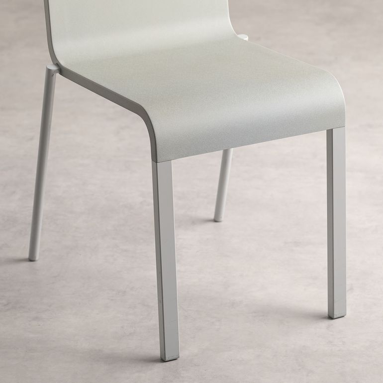 vitra 03 Chair 幅43.5×奥行52.5×高さ79cm Vitra / ヴィトラのレンタル