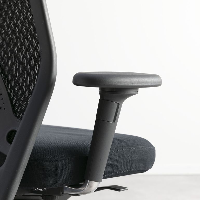 Vitra IDメッシュチェア 幅77×奥行77×高さ97cm Vitra / ヴィトラ