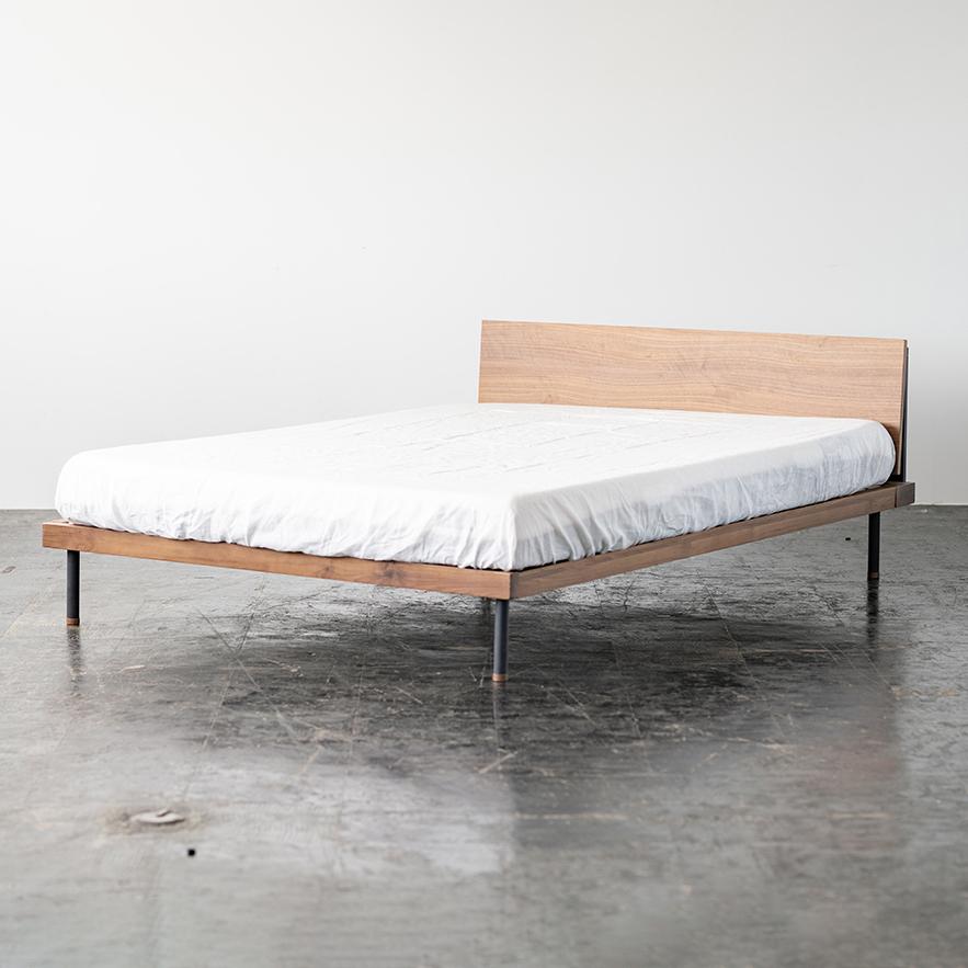 【NO WHERE LIKE 】ベッド シングル ユニック シェルフ NOWHERELIKEHOMEのシンプルなベッドフレーム「ユニック シェルフ