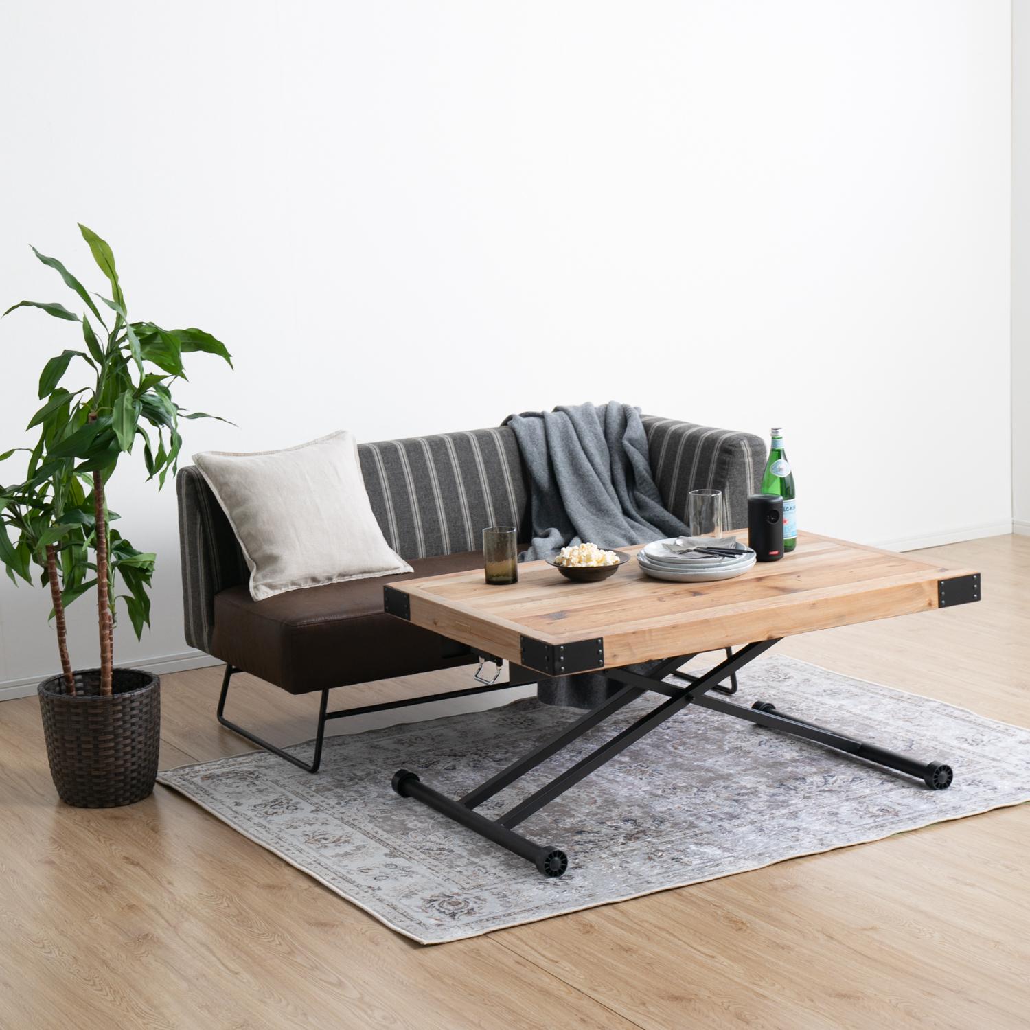 一人暮らし部屋に最適な昇降式テーブル
