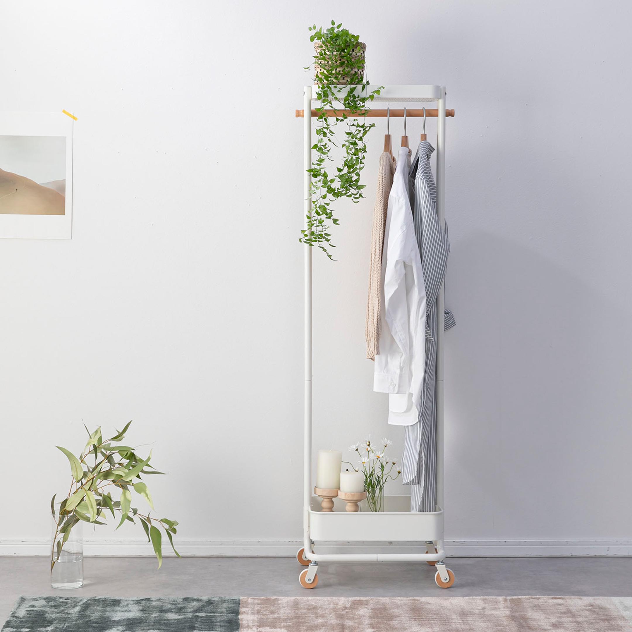 オフィスにおすすめのコートハンガー　【スモールオフィスにおすすめ】　キャスター付きで移動しやすいコートハンガー　Sylph ハンガーワゴン
