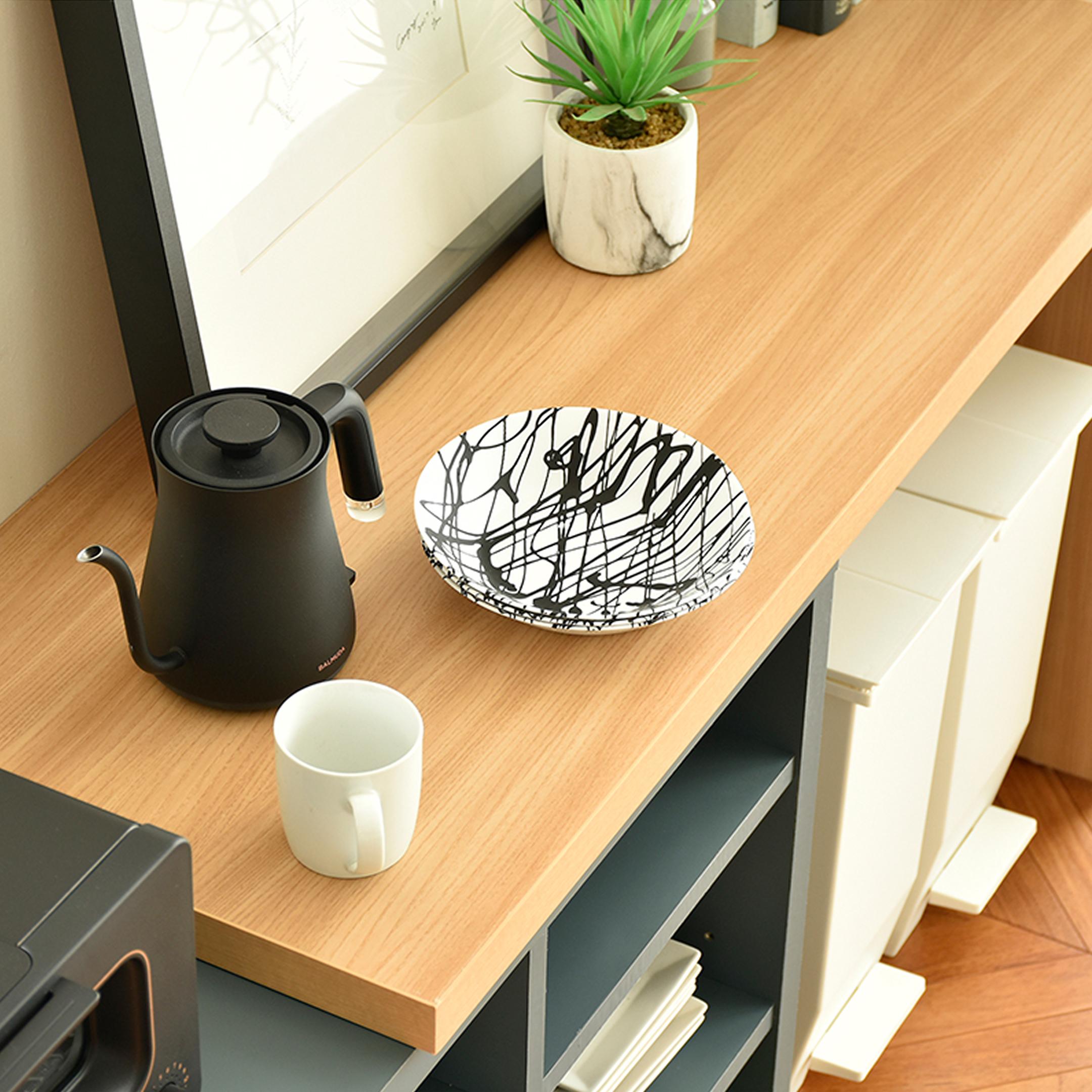 狭い部屋の収納を家具のレンタル・サブスククラスで上手にしている部屋