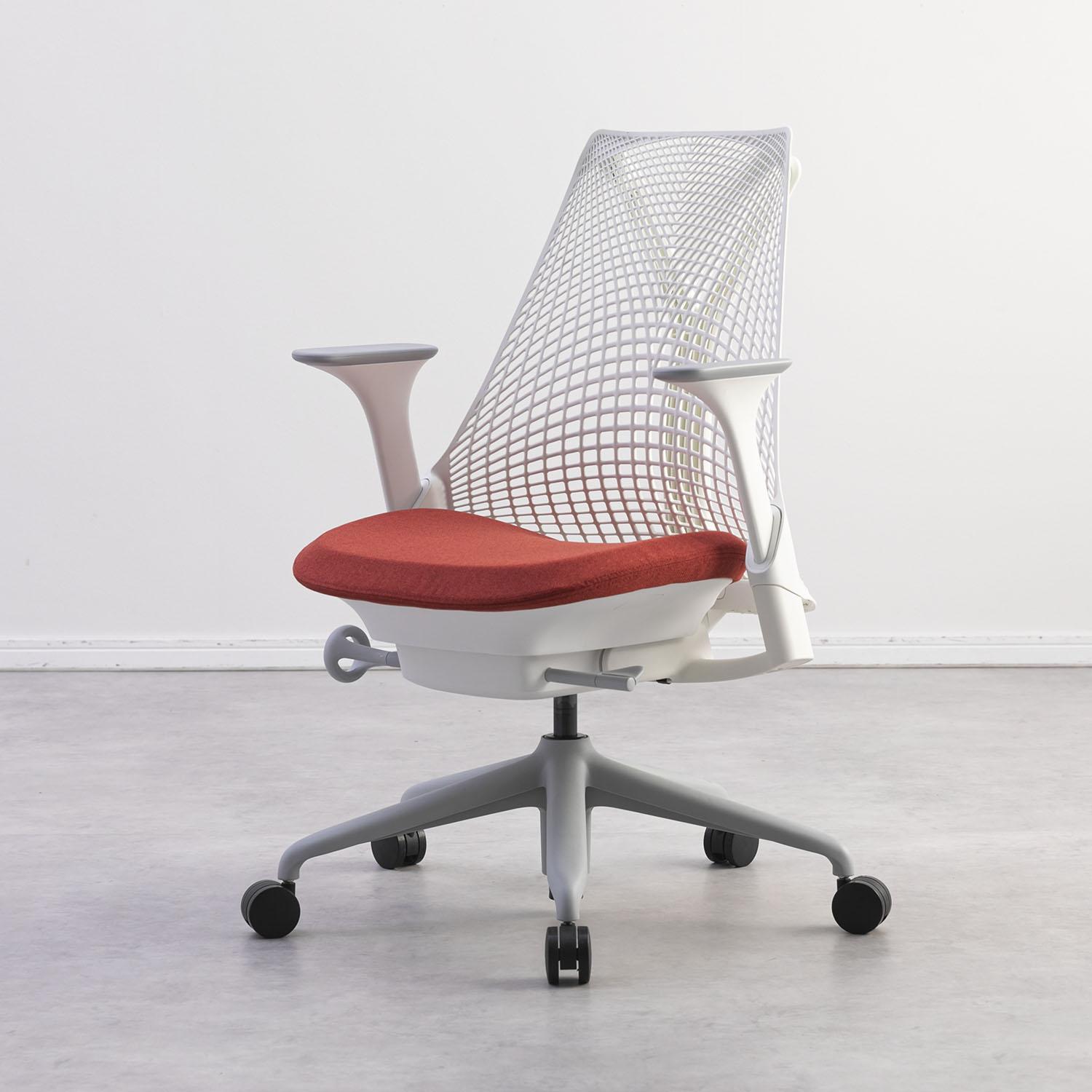 セルチェア HermanMiller セイルチェア ツートン ホワイト×チャツネ