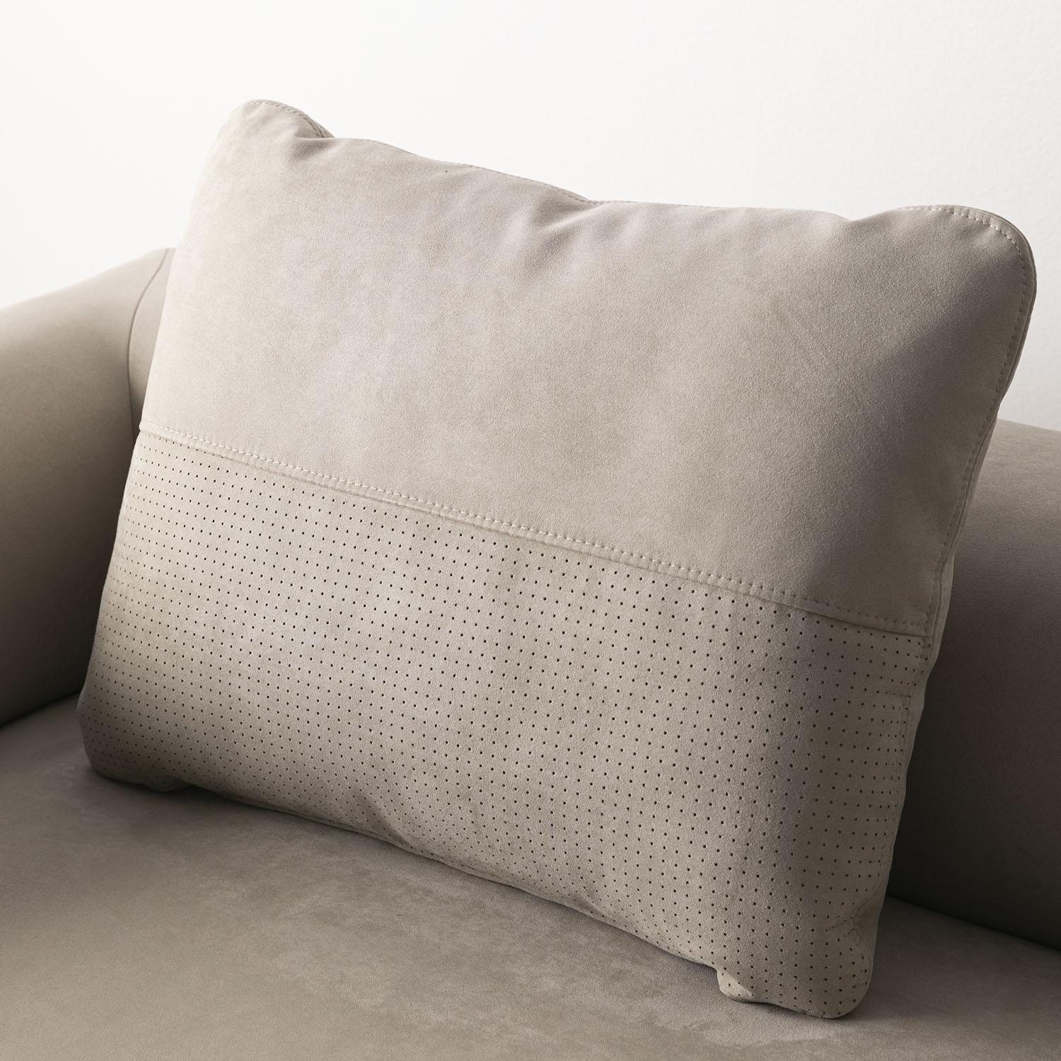 髙野木工 大塚家具 フラッチェ3人掛け モダンデザインソファ 2個クッション付き 髙野木工 大塚家具 フラッチェ3人掛け モダンデザインソファ 2個