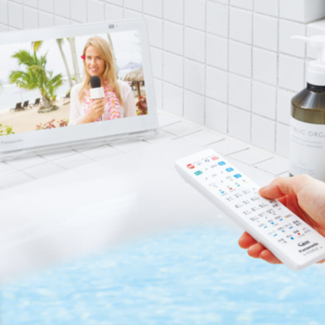 お風呂でテレビが見れるPanasonic プライベート・ビエラ 10V型 防水テレビ