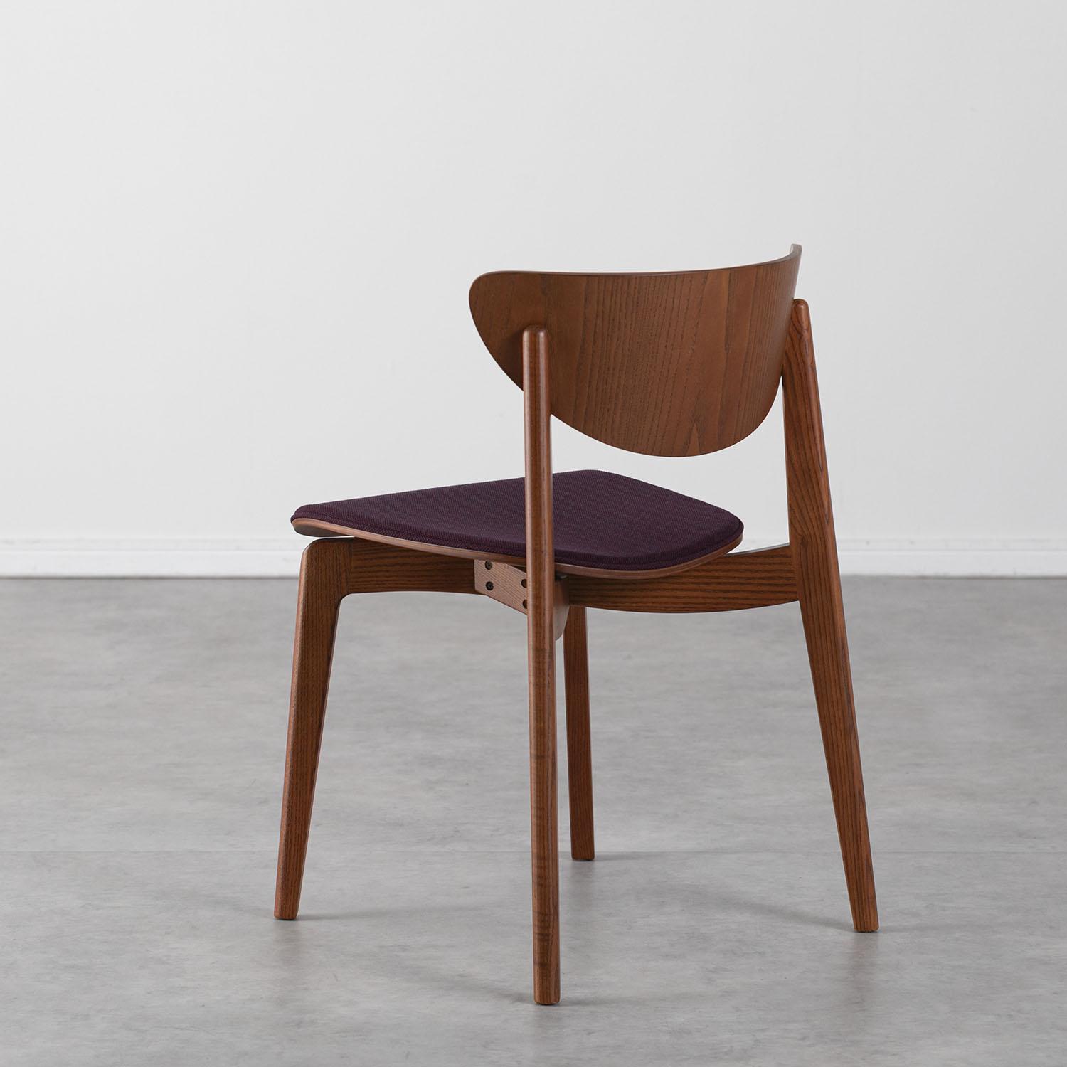 天童木工 Tendo×kvadrat ダイニングチェア 幅47.5×奥行50.7×高さ72cmの