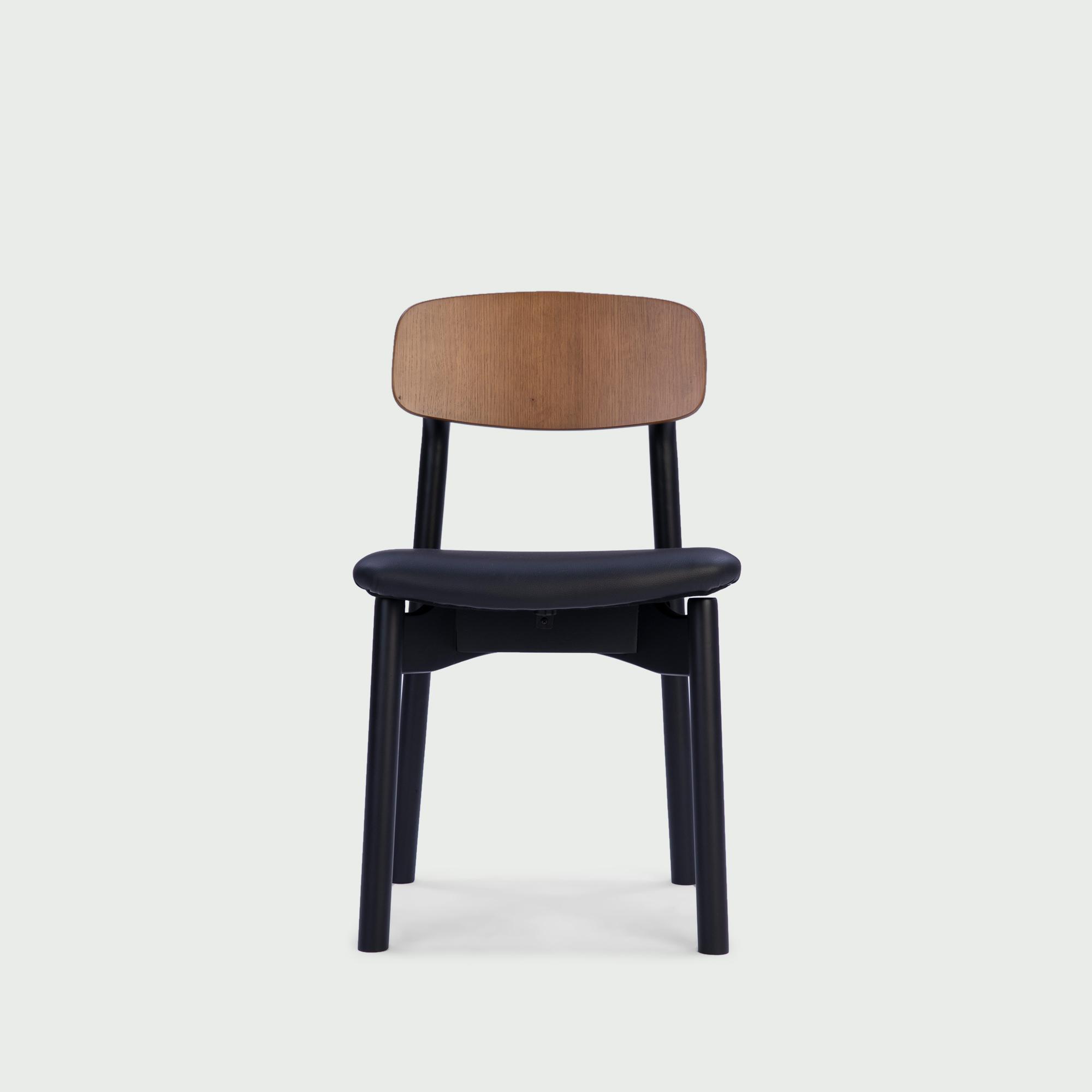 リリア ダイニングチェア 幅44×奥行47×高さ77cmのレンタル・サブスク