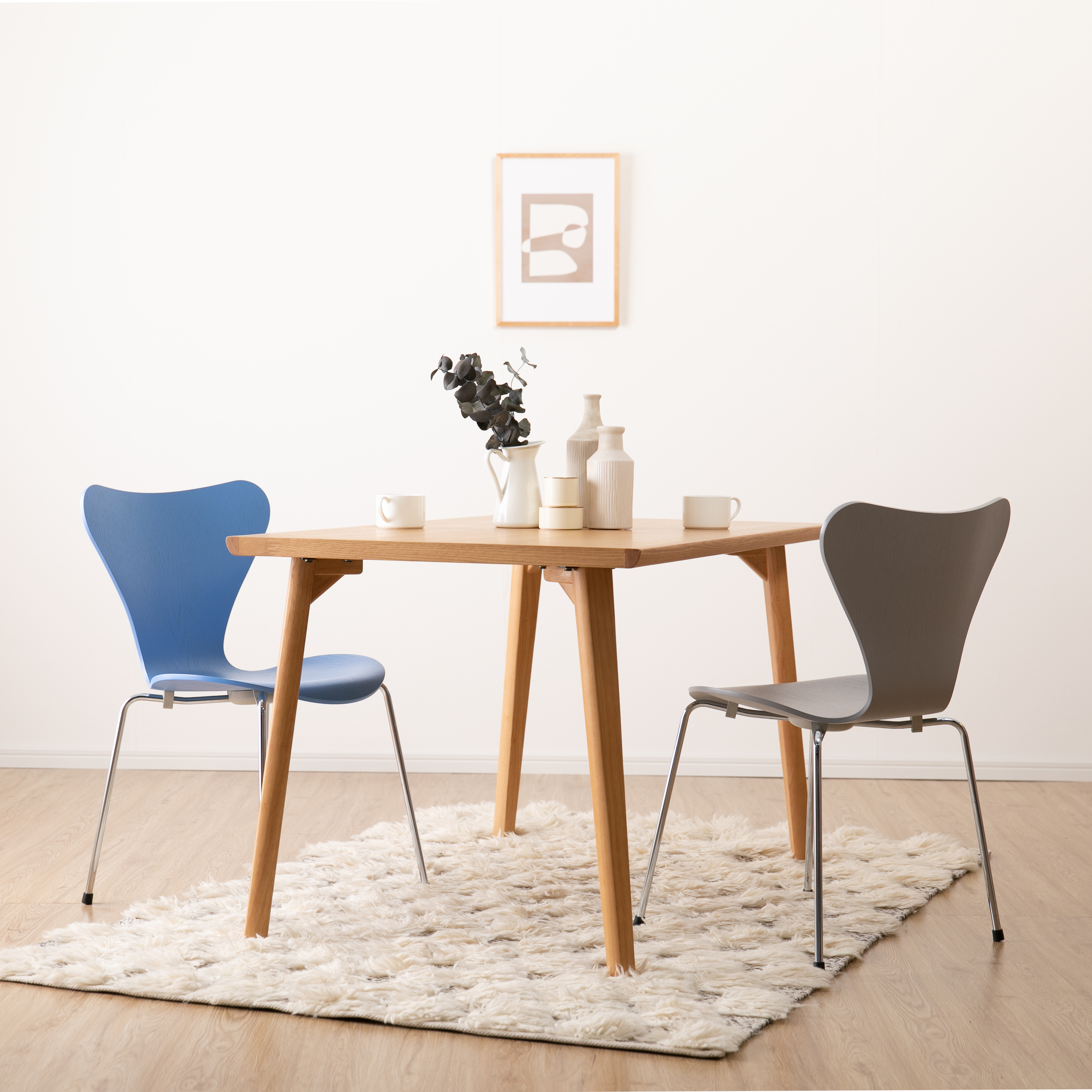 高コスパのおすすめダイニングチェア　FRITZ HANSEN セブンチェア