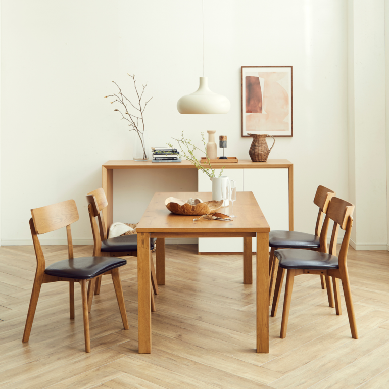 リリック ダイニングテーブル 幅135×奥行78×高さ72cm sekikagu / 関